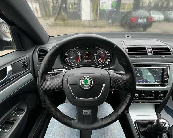 Черный Шкода Октавия, объемом двигателя 1.98 л и пробегом 196 тыс. км за 10300 $, фото 22 на Automoto.ua