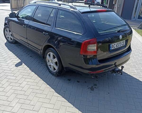 Черный Шкода Октавия, объемом двигателя 1.99 л и пробегом 410 тыс. км за 8000 $, фото 2 на Automoto.ua
