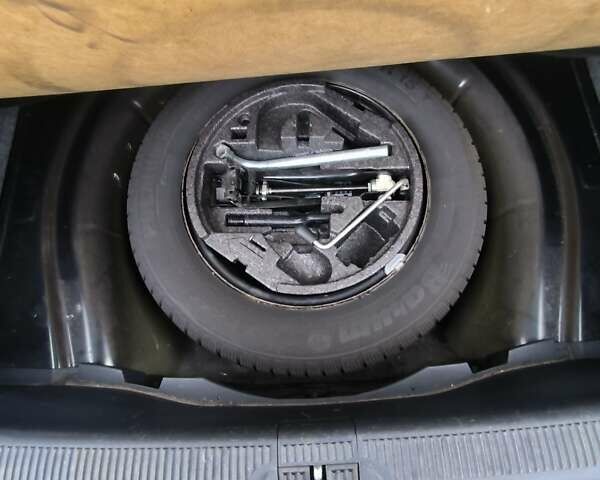 Черный Шкода Октавия, объемом двигателя 1.4 л и пробегом 215 тыс. км за 7300 $, фото 8 на Automoto.ua