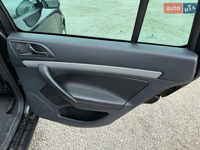 Черный Шкода Октавия, объемом двигателя 1.39 л и пробегом 219 тыс. км за 8300 $, фото 12 на Automoto.ua