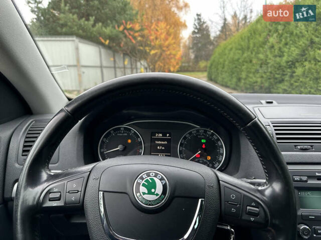 Чорний Шкода Октавія, об'ємом двигуна 1.4 л та пробігом 215 тис. км за 7600 $, фото 13 на Automoto.ua