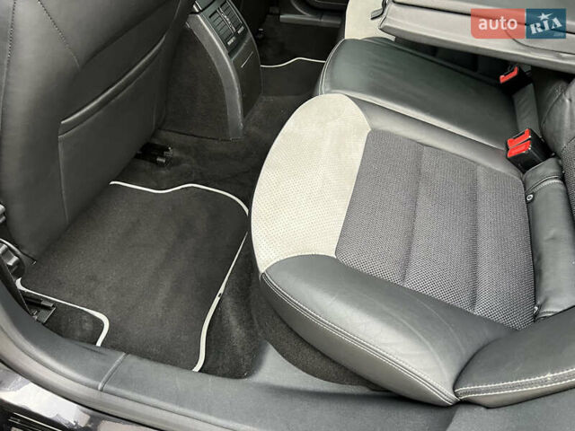 Черный Шкода Октавия, объемом двигателя 2 л и пробегом 265 тыс. км за 11950 $, фото 50 на Automoto.ua