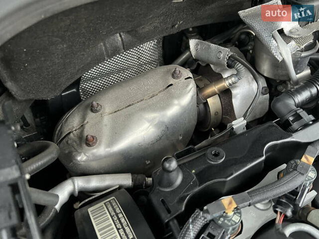 Черный Шкода Октавия, объемом двигателя 2 л и пробегом 229 тыс. км за 11650 $, фото 123 на Automoto.ua