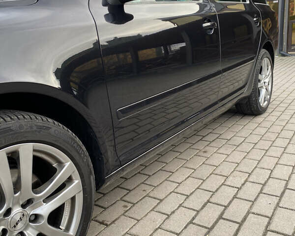Чорний Шкода Октавія, об'ємом двигуна 2 л та пробігом 241 тис. км за 8800 $, фото 8 на Automoto.ua