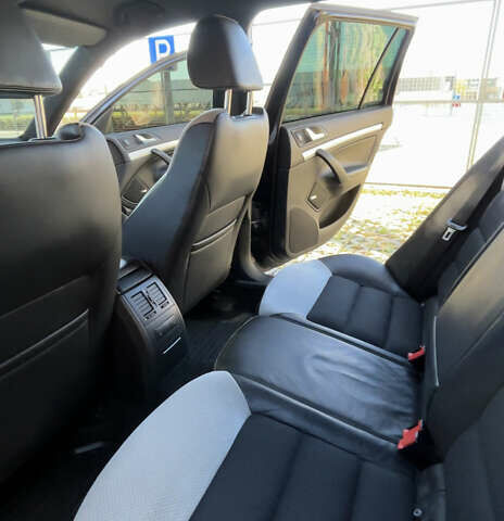 Шкода Октавия 2010 в Мукачеве на Automoto.ua Черный Шкода Октавия, объемом двигателя 1.98 л и пробегом 220 тыс. км за 9000 $, фото 6 на Automoto.ua