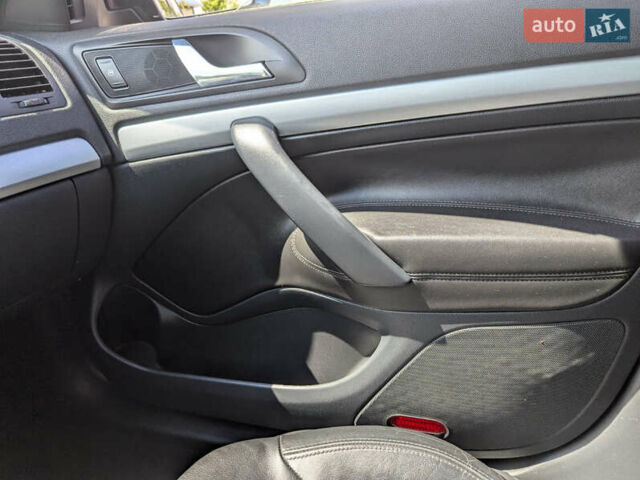 Черный Шкода Октавия, объемом двигателя 1.98 л и пробегом 176 тыс. км за 12400 $, фото 8 на Automoto.ua