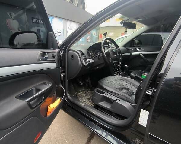 Черный Шкода Октавия, объемом двигателя 1.4 л и пробегом 215 тыс. км за 7300 $, фото 11 на Automoto.ua