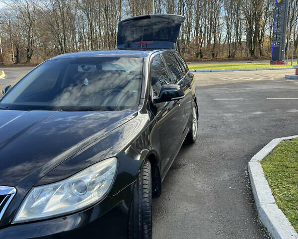 Чорний Шкода Октавія, об'ємом двигуна 1.6 л та пробігом 276 тис. км за 9300 $, фото 4 на Automoto.ua