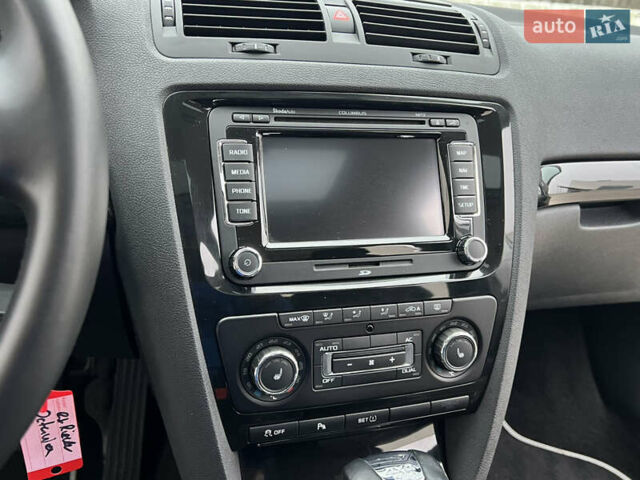 Черный Шкода Октавия, объемом двигателя 2 л и пробегом 229 тыс. км за 11650 $, фото 75 на Automoto.ua