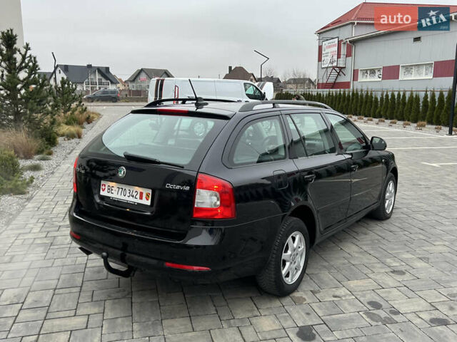Черный Шкода Октавия, объемом двигателя 2 л и пробегом 229 тыс. км за 11650 $, фото 170 на Automoto.ua