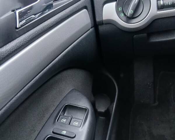 Чорний Шкода Октавія, об'ємом двигуна 1.4 л та пробігом 201 тис. км за 8699 $, фото 10 на Automoto.ua