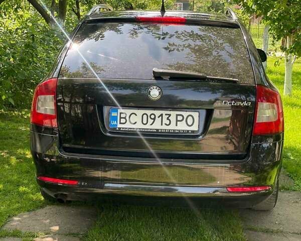 Чорний Шкода Октавія, об'ємом двигуна 1.2 л та пробігом 215 тис. км за 6300 $, фото 16 на Automoto.ua