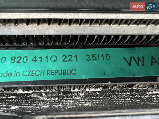 Черный Шкода Октавия, объемом двигателя 2 л и пробегом 265 тыс. км за 11950 $, фото 86 на Automoto.ua