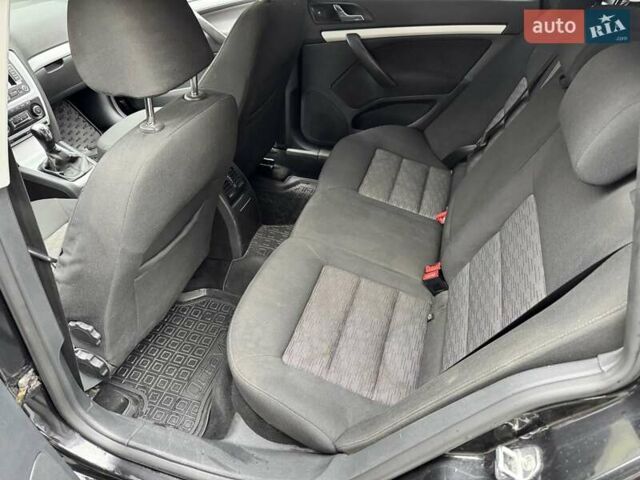 Черный Шкода Октавия, объемом двигателя 1.6 л и пробегом 305 тыс. км за 7600 $, фото 14 на Automoto.ua