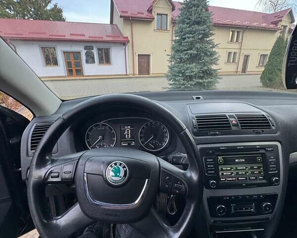 Чорний Шкода Октавія, об'ємом двигуна 1.8 л та пробігом 238 тис. км за 7500 $, фото 7 на Automoto.ua