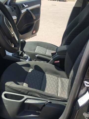 Черный Шкода Октавия, объемом двигателя 1.6 л и пробегом 260 тыс. км за 7650 $, фото 24 на Automoto.ua