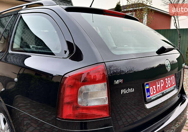 Чорний Шкода Октавія, об'ємом двигуна 1.6 л та пробігом 114 тис. км за 8299 $, фото 14 на Automoto.ua