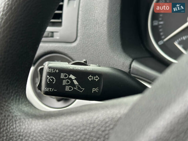 Черный Шкода Октавия, объемом двигателя 1.6 л и пробегом 202 тыс. км за 7650 $, фото 46 на Automoto.ua