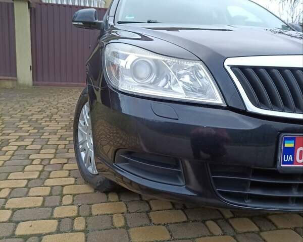 Чорний Шкода Октавія, об'ємом двигуна 1.4 л та пробігом 204 тис. км за 7550 $, фото 3 на Automoto.ua