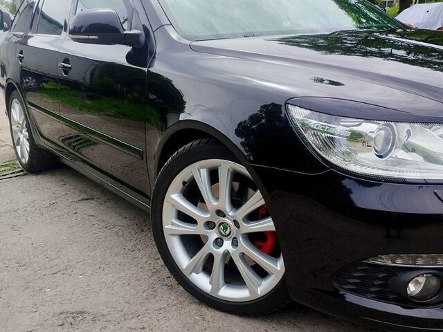 Чорний Шкода Октавія, об'ємом двигуна 2 л та пробігом 174 тис. км за 9500 $, фото 7 на Automoto.ua