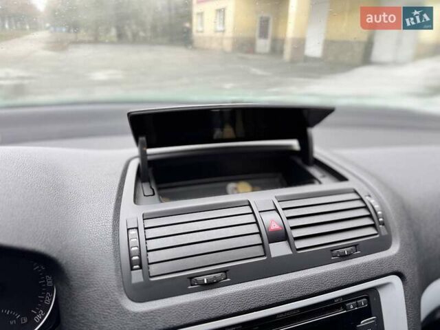 Черный Шкода Октавия, объемом двигателя 1.6 л и пробегом 305 тыс. км за 7600 $, фото 24 на Automoto.ua