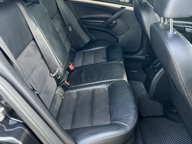 Чорний Шкода Октавія, об'ємом двигуна 1.4 л та пробігом 218 тис. км за 7300 $, фото 11 на Automoto.ua