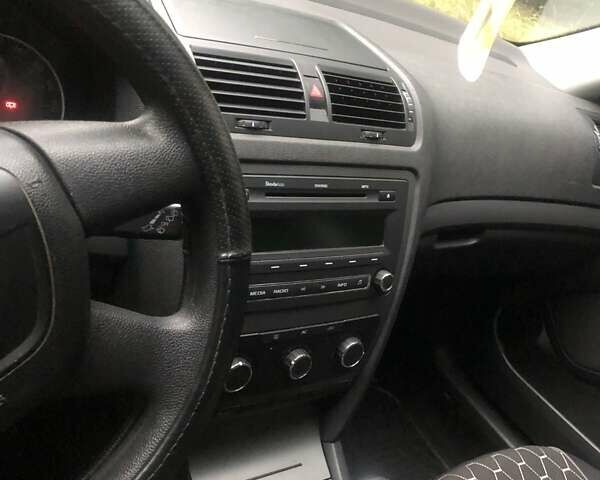 Черный Шкода Октавия, объемом двигателя 1.6 л и пробегом 184 тыс. км за 8900 $, фото 33 на Automoto.ua