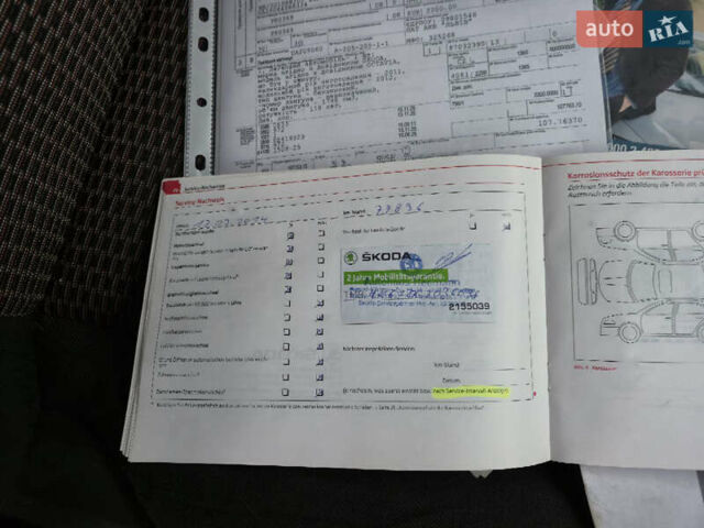Чорний Шкода Октавія, об'ємом двигуна 1.8 л та пробігом 212 тис. км за 8300 $, фото 50 на Automoto.ua