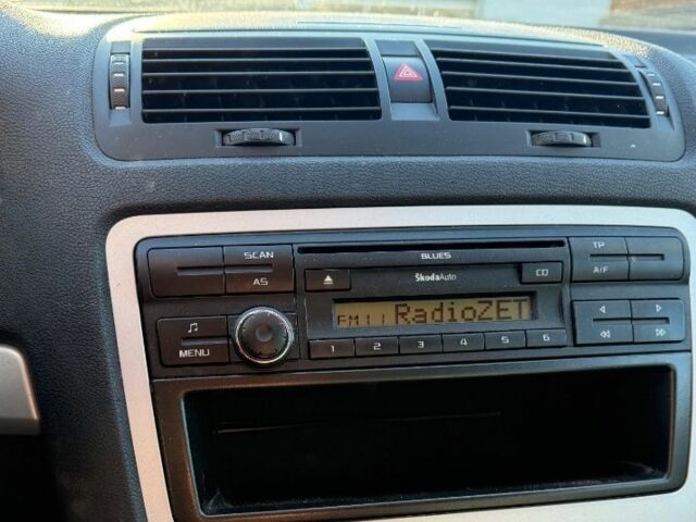 Черный Шкода Октавия, объемом двигателя 0 л и пробегом 178 тыс. км за 7000 $, фото 4 на Automoto.ua