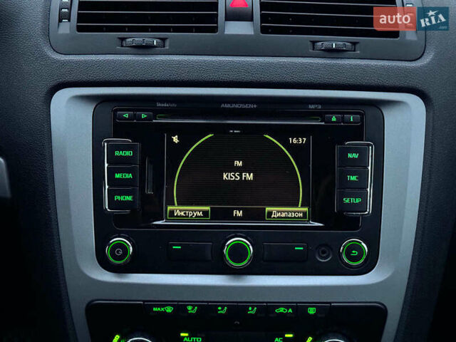 Чорний Шкода Октавія, об'ємом двигуна 1.6 л та пробігом 237 тис. км за 8190 $, фото 22 на Automoto.ua