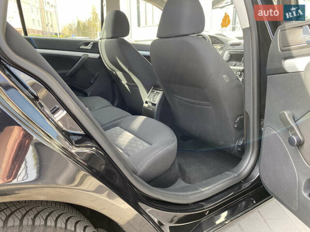 Чорний Шкода Октавія, об'ємом двигуна 1.6 л та пробігом 255 тис. км за 8700 $, фото 22 на Automoto.ua