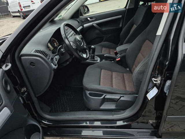 Чорний Шкода Октавія, об'ємом двигуна 1.8 л та пробігом 212 тис. км за 8300 $, фото 31 на Automoto.ua