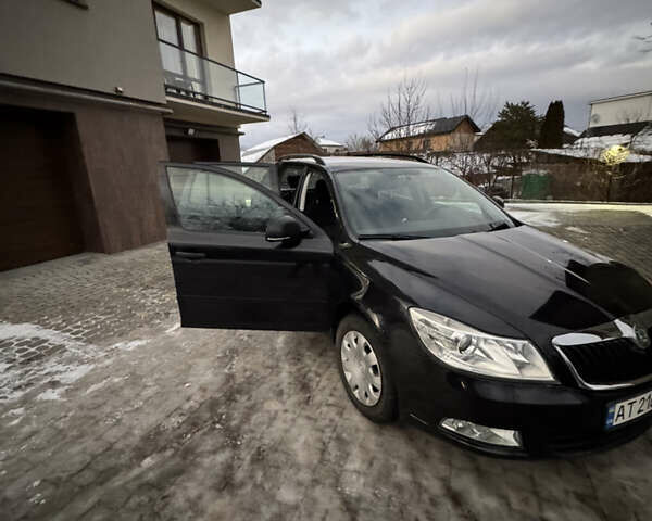 Чорний Шкода Октавія, об'ємом двигуна 1.39 л та пробігом 230 тис. км за 7400 $, фото 4 на Automoto.ua