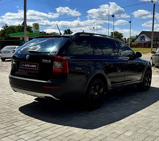 Черный Шкода Октавия, объемом двигателя 1.8 л и пробегом 187 тыс. км за 8700 $, фото 3 на Automoto.ua