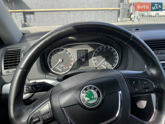 Чорний Шкода Октавія, об'ємом двигуна 1.6 л та пробігом 255 тис. км за 8700 $, фото 16 на Automoto.ua