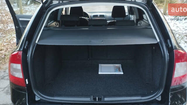Черный Шкода Октавия, объемом двигателя 1.4 л и пробегом 231 тыс. км за 6999 $, фото 4 на Automoto.ua