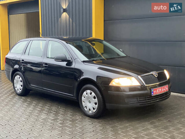 Черный Шкода Октавия, объемом двигателя 1.6 л и пробегом 198 тыс. км за 6999 $, фото 36 на Automoto.ua