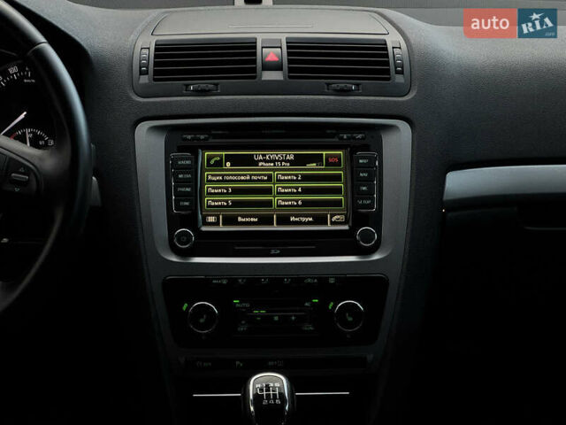 Черный Шкода Октавия, объемом двигателя 1.99 л и пробегом 211 тыс. км за 10755 $, фото 70 на Automoto.ua