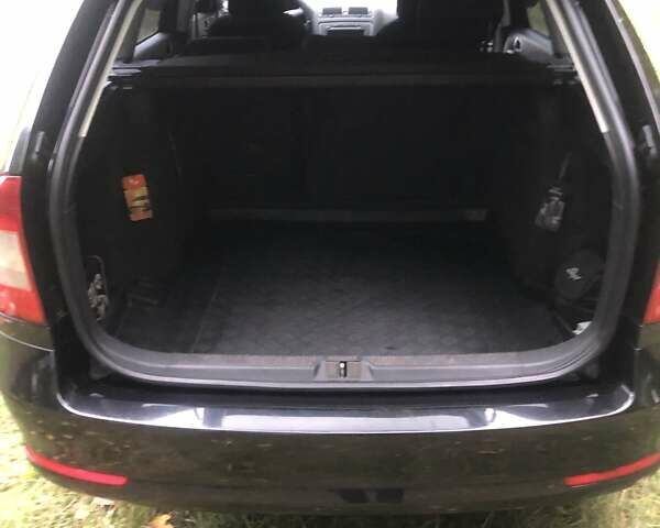 Черный Шкода Октавия, объемом двигателя 1.6 л и пробегом 184 тыс. км за 8900 $, фото 30 на Automoto.ua