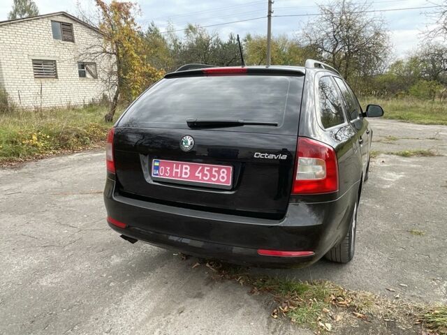 Шкода Октавия 2011 в Ковель на Automoto.ua Черный Шкода Октавия, объемом двигателя 1.4 л и пробегом 231 тыс. км за 7450 $, фото 4 на Automoto.ua