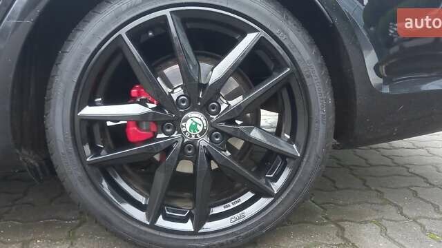 Черный Шкода Октавия, объемом двигателя 2 л и пробегом 267 тыс. км за 11300 $, фото 26 на Automoto.ua