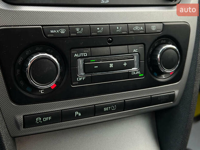 Черный Шкода Октавия, объемом двигателя 1.2 л и пробегом 239 тыс. км за 6999 $, фото 15 на Automoto.ua