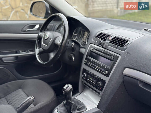 Чорний Шкода Октавія, об'ємом двигуна 1.8 л та пробігом 178 тис. км за 7999 $, фото 33 на Automoto.ua