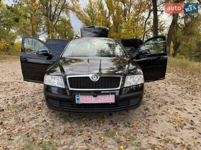 Шкода Октавия 2011 в Полтаве на Automoto.ua Черный Шкода Октавия, объемом двигателя 1.6 л и пробегом 220 тыс. км за 7600 $, фото 92 на Automoto.ua