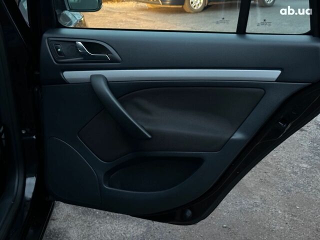 Черный Шкода Октавия, объемом двигателя 1.6 л и пробегом 237 тыс. км за 8190 $, фото 15 на Automoto.ua