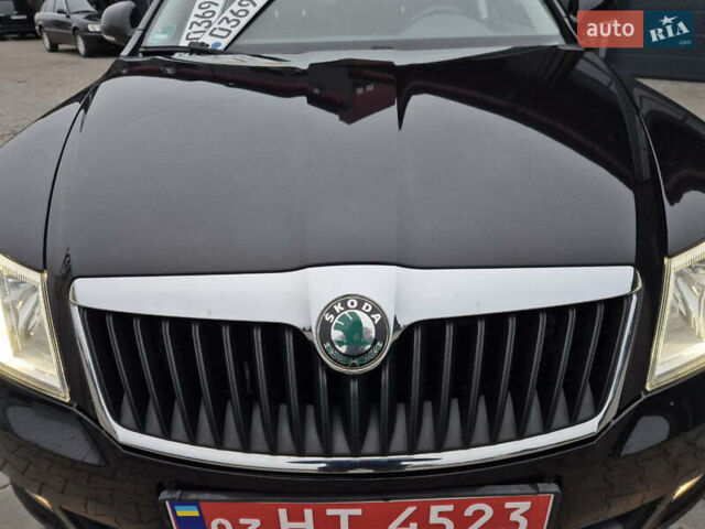 Чорний Шкода Октавія, об'ємом двигуна 1.8 л та пробігом 212 тис. км за 8300 $, фото 12 на Automoto.ua