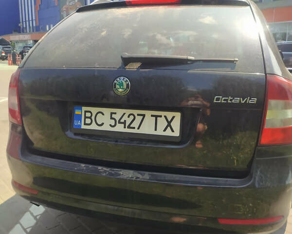 Чорний Шкода Октавія, об'ємом двигуна 1.2 л та пробігом 240 тис. км за 6600 $, фото 3 на Automoto.ua