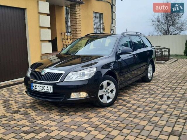 Черный Шкода Октавия, объемом двигателя 1.6 л и пробегом 201 тыс. км за 7300 $, фото 4 на Automoto.ua
