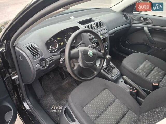 Чорний Шкода Октавія, об'ємом двигуна 1.6 л та пробігом 221 тис. км за 8600 $, фото 44 на Automoto.ua