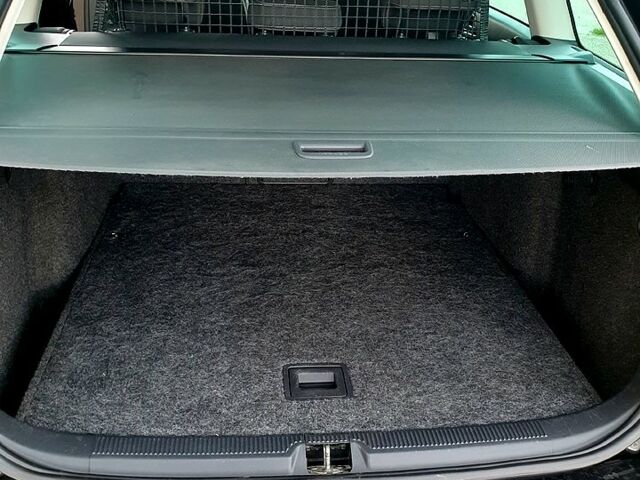 Черный Шкода Октавия, объемом двигателя 1.8 л и пробегом 184 тыс. км за 6600 $, фото 7 на Automoto.ua